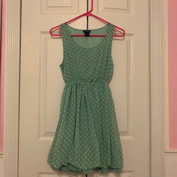 Flowy Sleeveless Rue21 Dress Green and White Size S - Picture 3 of 6
